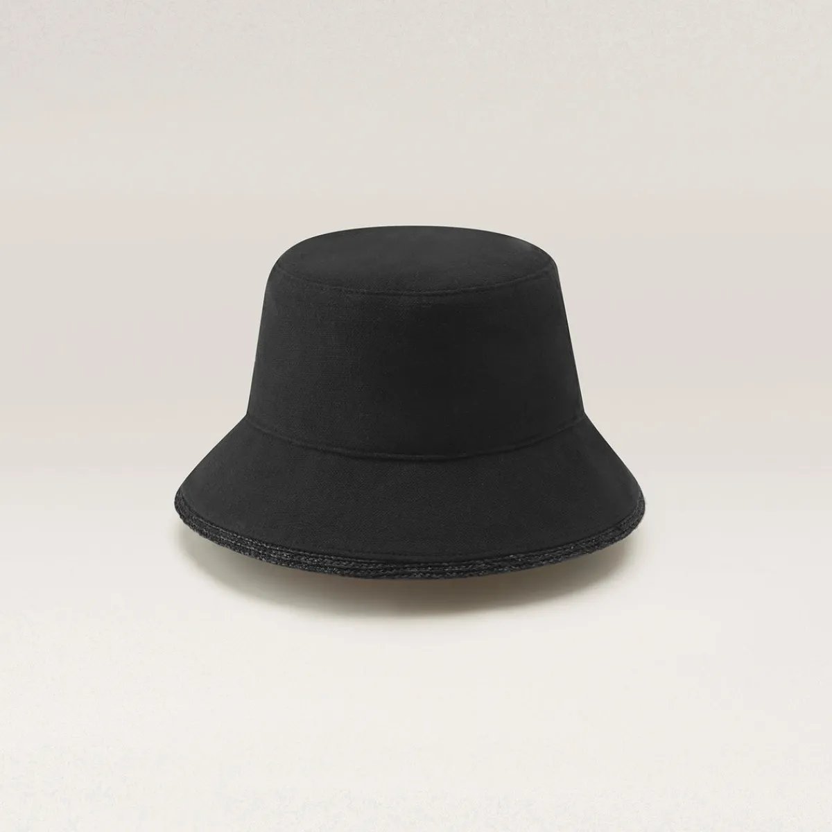 Nazar Bucket-Helen Kaminski Best