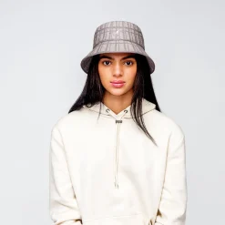 Summer Prep Lahinch-Kangol Clearance